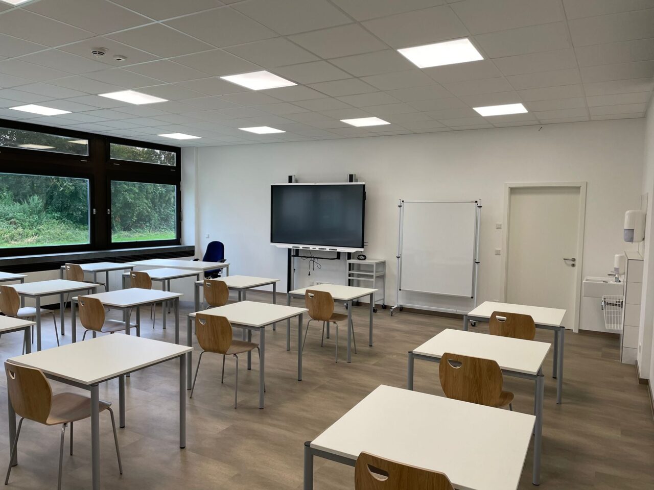 Neue-Klassenraeume
